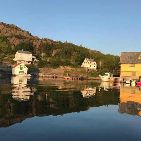 Vika Fiske Og Ferie * Bomlo