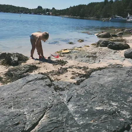 Vika Fiske Og Ferie * Bomlo